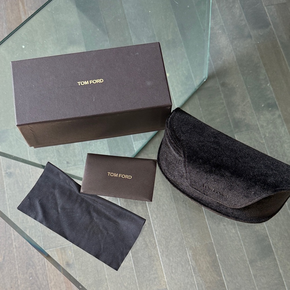 Tom Ford Black Sunglasses Set with Case and Cloth